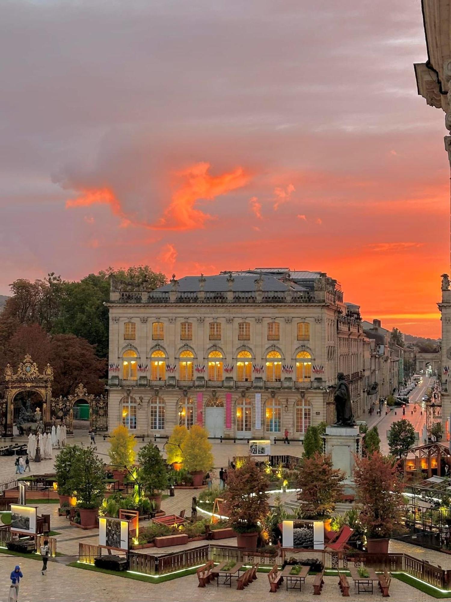 Petit Cocon Proche De Stanislas Nancy Exterior foto